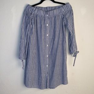 Love Notes woman’s off the shoulder shirt dress size medium